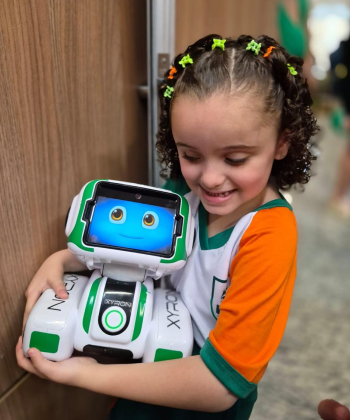 LIRO / Little Bot em ambientes de inovação