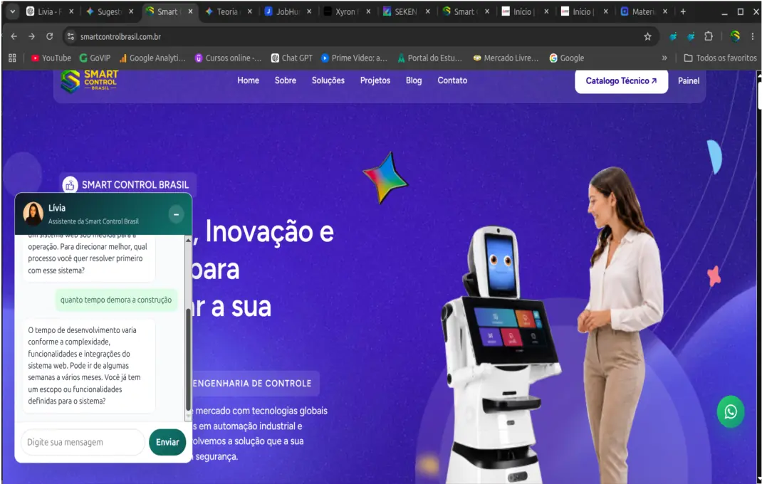 Assistente virtual Lívia em operação